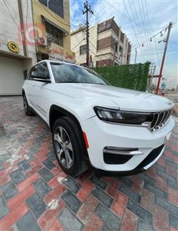 جيب جراند شيروكي